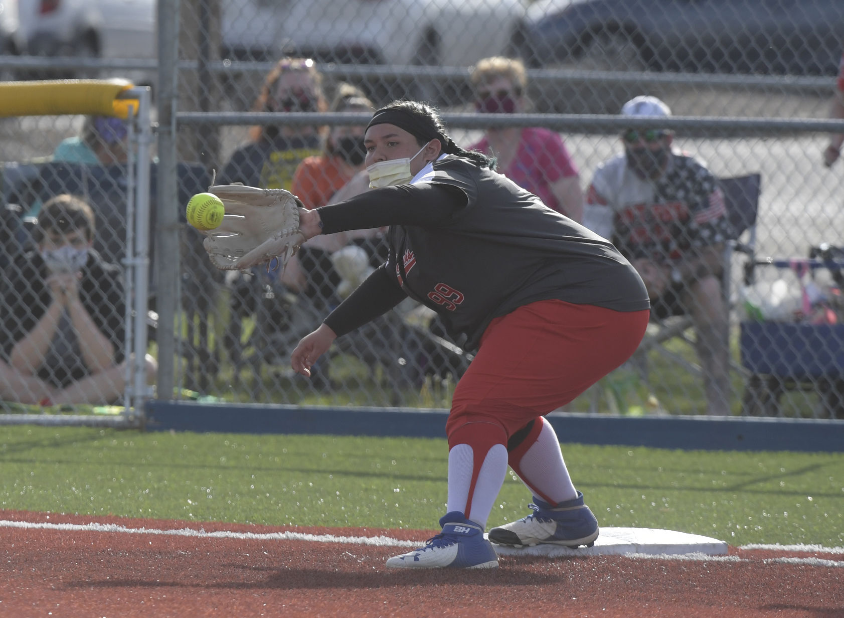 South vs Lebanon Softball24